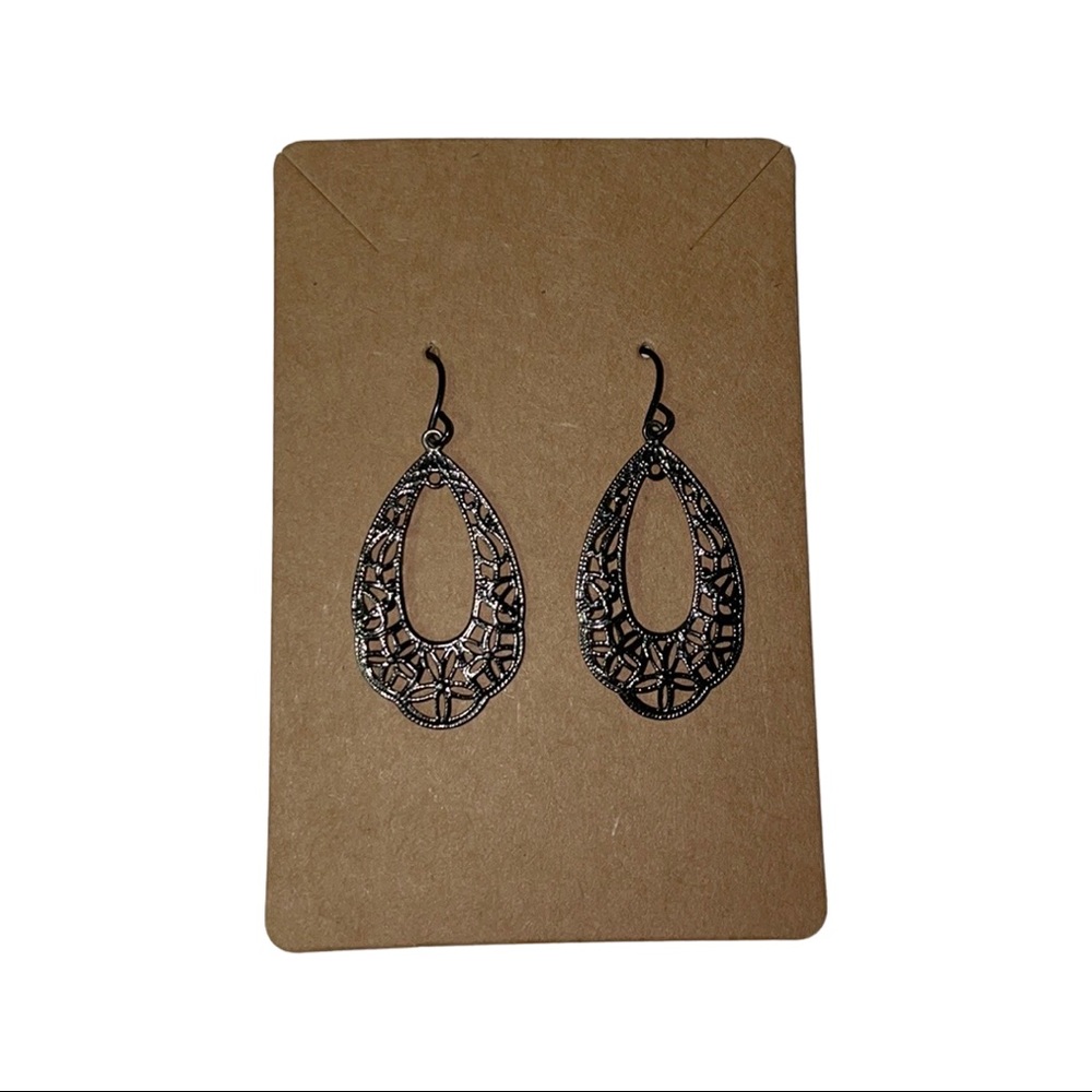 Small Oval Drop Earrings - Gray/Black